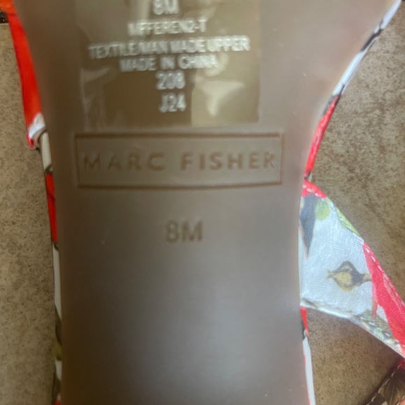 Marc Fisher Red Roses Feren 2 Sandals SZS VARIOUS - Picture 12 of 15